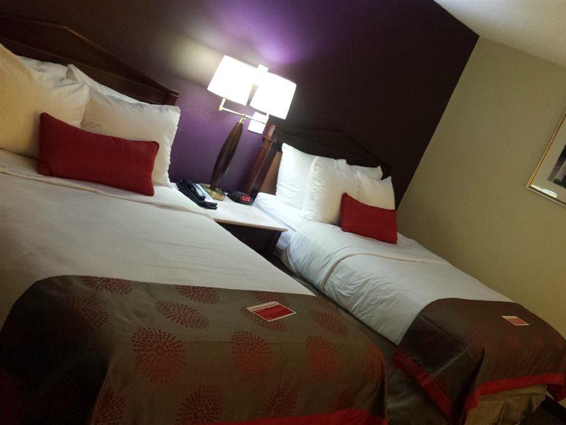 Ramada By Wyndham Rockaway Hotel Екстериор снимка